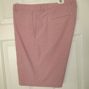 Tommy Bahama Mens Flat Front Pink Golf Short Pant NWOT - Size 40W